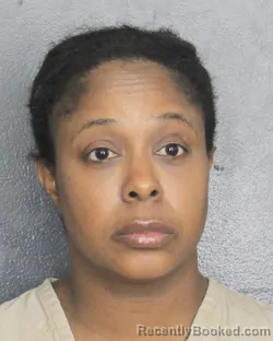 Mugshot of DARQUITA SHANIKA FLOYD