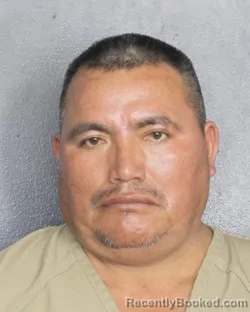 Mugshot of SALVADOR JIMENEZ HERNANDEZ