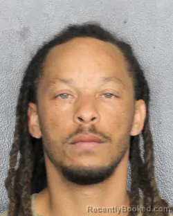 Mugshot of DAVID DASHAUN ENGLETON