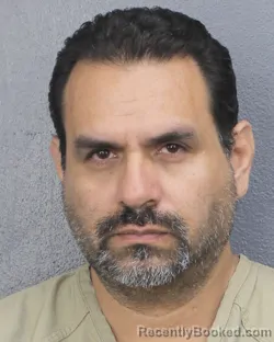 Mugshot of JOVANY ERNESTO AVILA