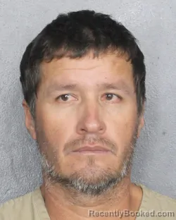Mugshot of RICARDO VILCHIZ CRUZ booked in Broward County, Florida on April 28, 2026