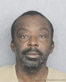 Mugshot of CHRISTOPHER DONNOVAN MURRAY booked in Broward County, Florida on May 5, 2026