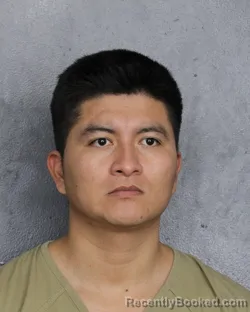 Mugshot of BRAYAN SAMAYO PEREZ booked in Broward County, Florida on July 30, 2026