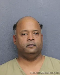 Mugshot of Marcos Valentin Menaldo Vasquez booked in Broward County, Florida on August 20, 2026