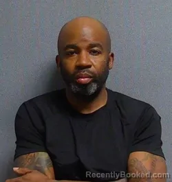 Mugshot of EARL WILSON