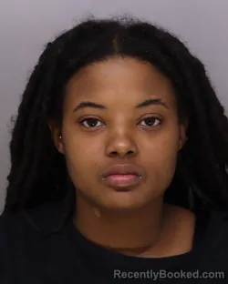 Mugshot of TANIVIA HARRIS booked in Hamilton County, Ohio on March 22, 2026