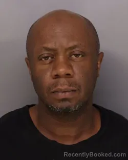 Mugshot of SANCHAZ LOVETT booked in Hamilton County, Ohio on April 5, 2026