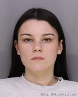 Mugshot of JOSELYN HUTCHINSON