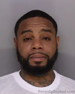 Mugshot of DASHAWN MARION