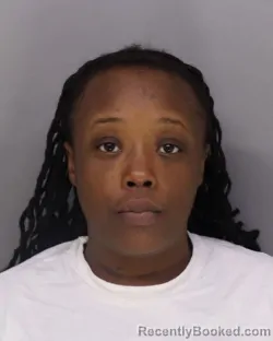 Mugshot of DARQUASIA HENSON