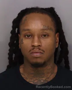 Mugshot of EMONTE MIDDLEBROOK