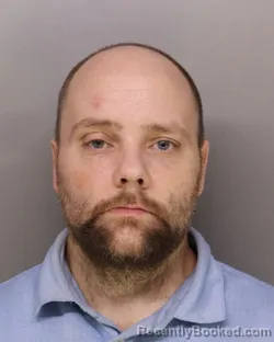 Mugshot of DUSTIN LUSTER