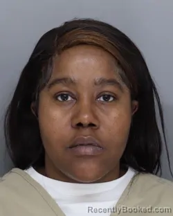 Mugshot of LAKENDRA JOHNSTON