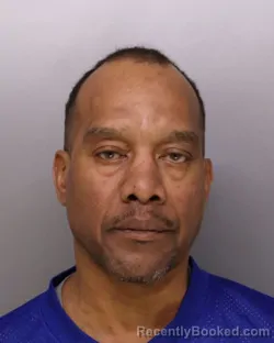 Mugshot of DARRYL FISCHER