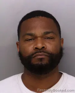 Mugshot of STANLEY ROBINSON