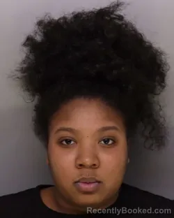Mugshot of KEAVAEH HAYES