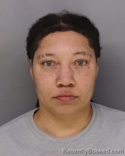 Mugshot of MONIQUE FAMBLE
