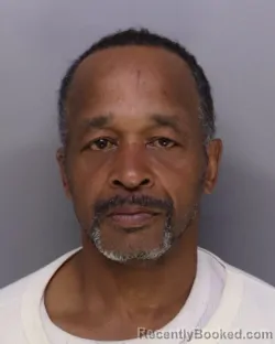 Mugshot of DONTRAVIS BRITTEN