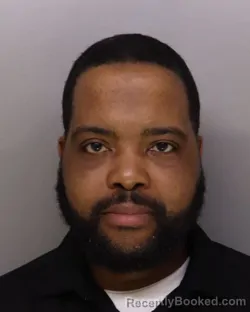 Mugshot of RONTARIUS SEABON booked in Hamilton County, Ohio on March 3, 2026