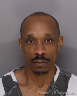 Mugshot of TYRONE EDWARDS booked in Hamilton County, Ohio on April 25, 2026