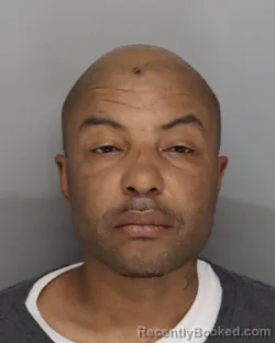 Mugshot of BRANDON ROBERTS booked in Hamilton County, Ohio on March 30, 2026