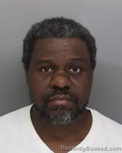 Mugshot of LARON GLOVER booked in Hamilton County, Ohio on June 1, 2026