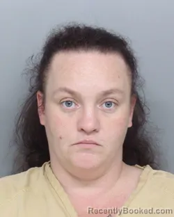 Mugshot of KRISTIN EVANS booked in Hamilton County, Ohio on June 8, 2026