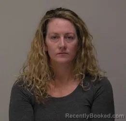 Mugshot of Victoria Lynn Holtgreven
