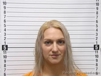 Mugshot of RAYNA EILEEN BOWDLE booked in Hardin County, Ohio on June 21, 2026