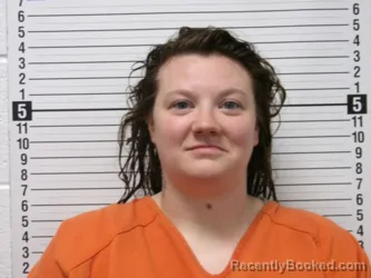 Mugshot of SHANNON MARIE KINCAID booked in Hardin County, Ohio on April 27, 2026