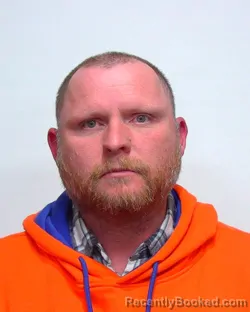 Mugshot of MICHAEL TRAVIS NETTLES