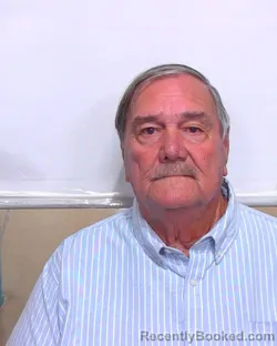 Mugshot of WALLACE EDWARD HUMPHREY