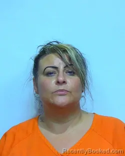 Mugshot of AMANDA JONES booked in Suwannee County, Florida on April 22, 2026