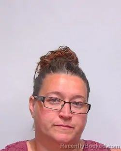 Mugshot of GELENA CAYSE DAVIS booked in Suwannee County, Florida on April 30, 2026