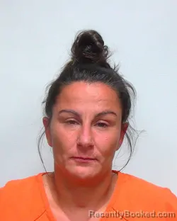 Mugshot of SHANNON MARIE GURGANUS booked in Suwannee County, Florida on May 7, 2026