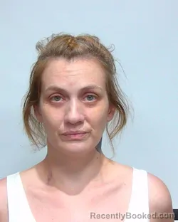 Mugshot of DANIELLE NICOLE ONEAL booked in Suwannee County, Florida on July 10, 2026