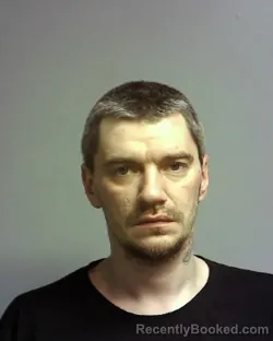 Mugshot of DUSTIN MICHAEL MILLER