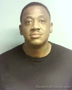 Mugshot of WAYMAN DEON KENT booked in Lake County, Ohio on April 1, 2026