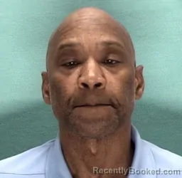 Mugshot of ANTONIO A WALKER booked in Licking County, Ohio on May 4, 2026