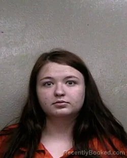 Mugshot of EMYLEIGH NICOLE KIRK