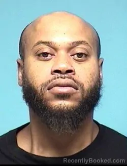 Mugshot of LESLIE L HOWARD