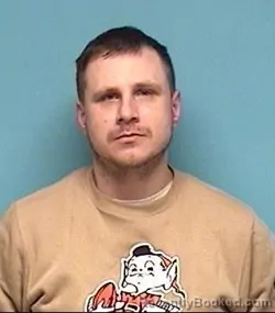 Mugshot of DARREN J MILETO