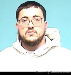 Mugshot of GEORGE MANUEL Junior MOLINA