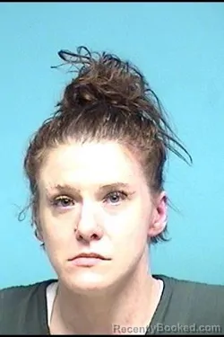 Mugshot of CARRIE A PETTRY