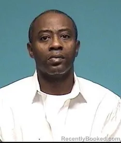 Mugshot of JOVAN A ROBINSON