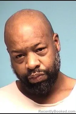 Mugshot of DEMARCUS L MOORE