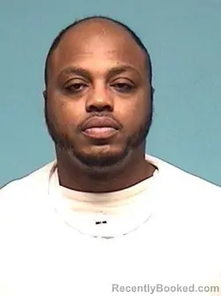Mugshot of DIVANTE DIQUANNE Fourth HOLT