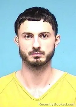 Mugshot of EXZAVIOR JAMES GLADDING