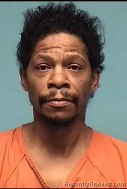 Mugshot of BRANDON D SMITH