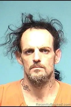 Mugshot of FRANKIE CRUZ MARTINEZ